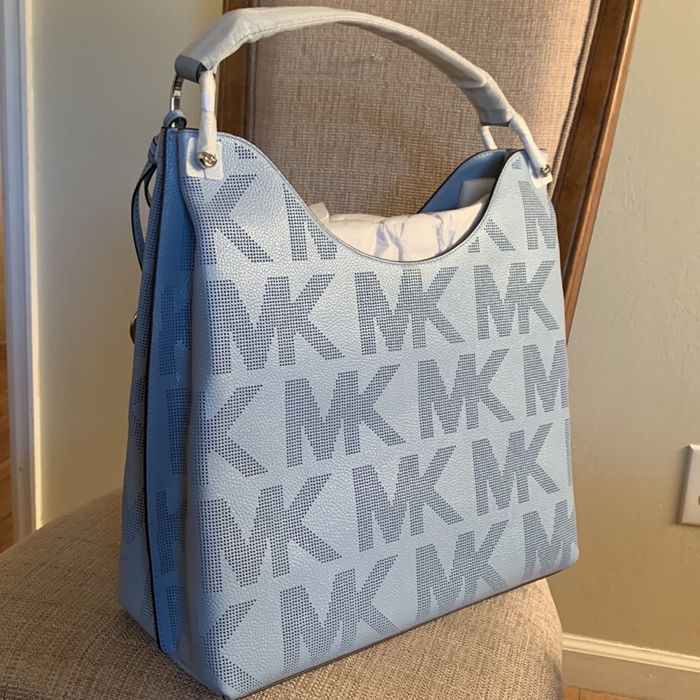 Michael Kors Joan XL Slouchy Shoulder Bag Pale Blue - Picture 2 of 16